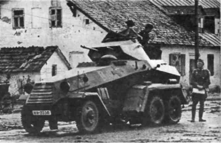 Sd Kfz 231 с вращающейся башней и 20-мм пушкой.