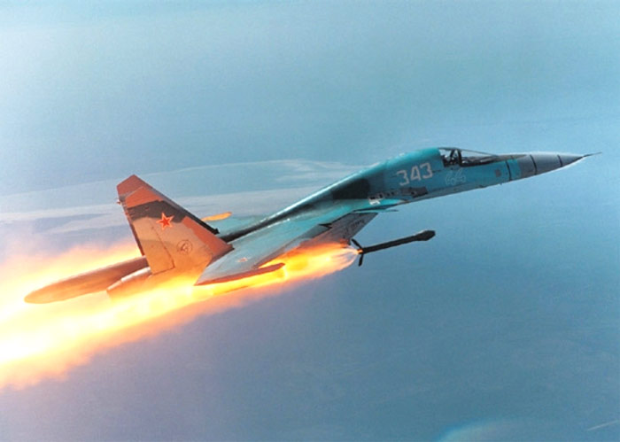 Многофункциональный ударный самолет Су-34 Фото с сайта https://militaryrussia.ru/blog/topic-8.html