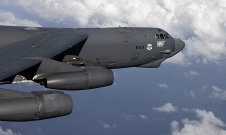 Боинг B-52 «Стратофортресс» с модернизированными бомбовыми отсеками. Фото с сайта boeing.com